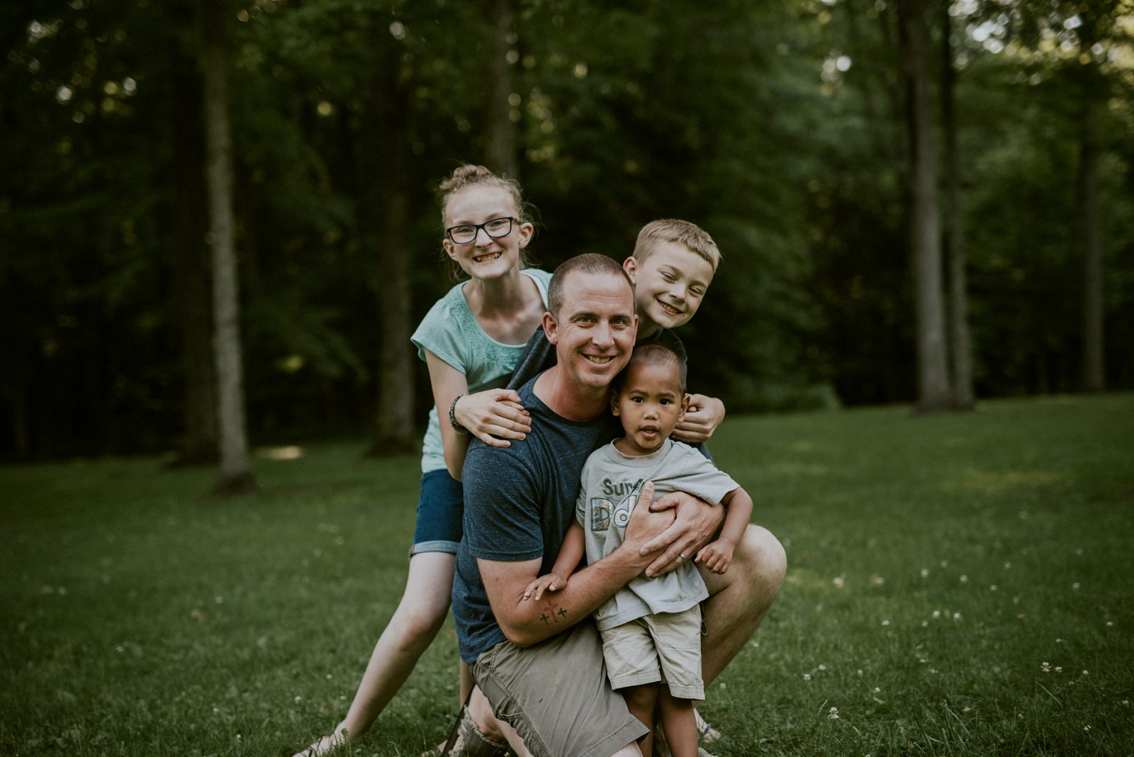 Summer Family Session in Wausau Wisconsin - Natural Intuition Photography