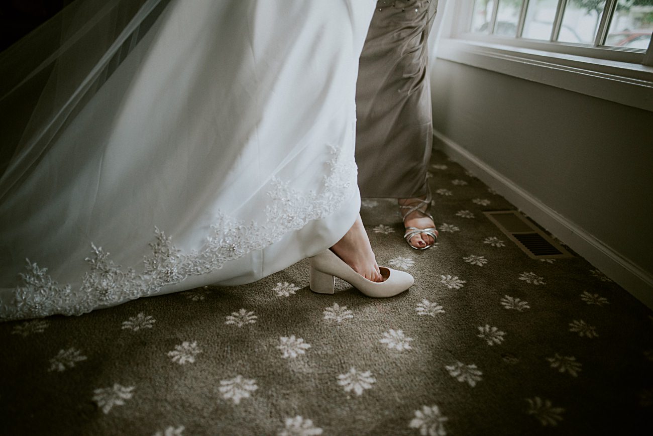 Bride Getting Ready, Backyard wedding, Milwaukee Wisconsin Wedding Photographer - Natural Intuition Photography