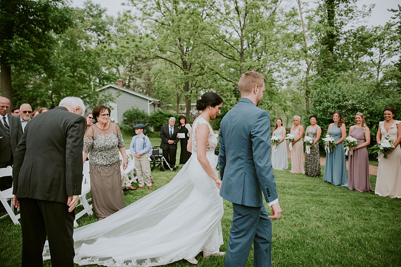 Backyard wedding, Milwaukee Wisconsin Wedding Photographer - Natural Intuition Photography