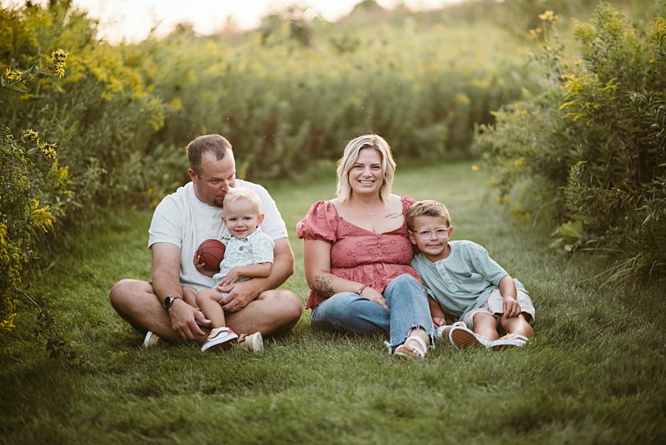 lake mills family photography, Summer Family Inspo