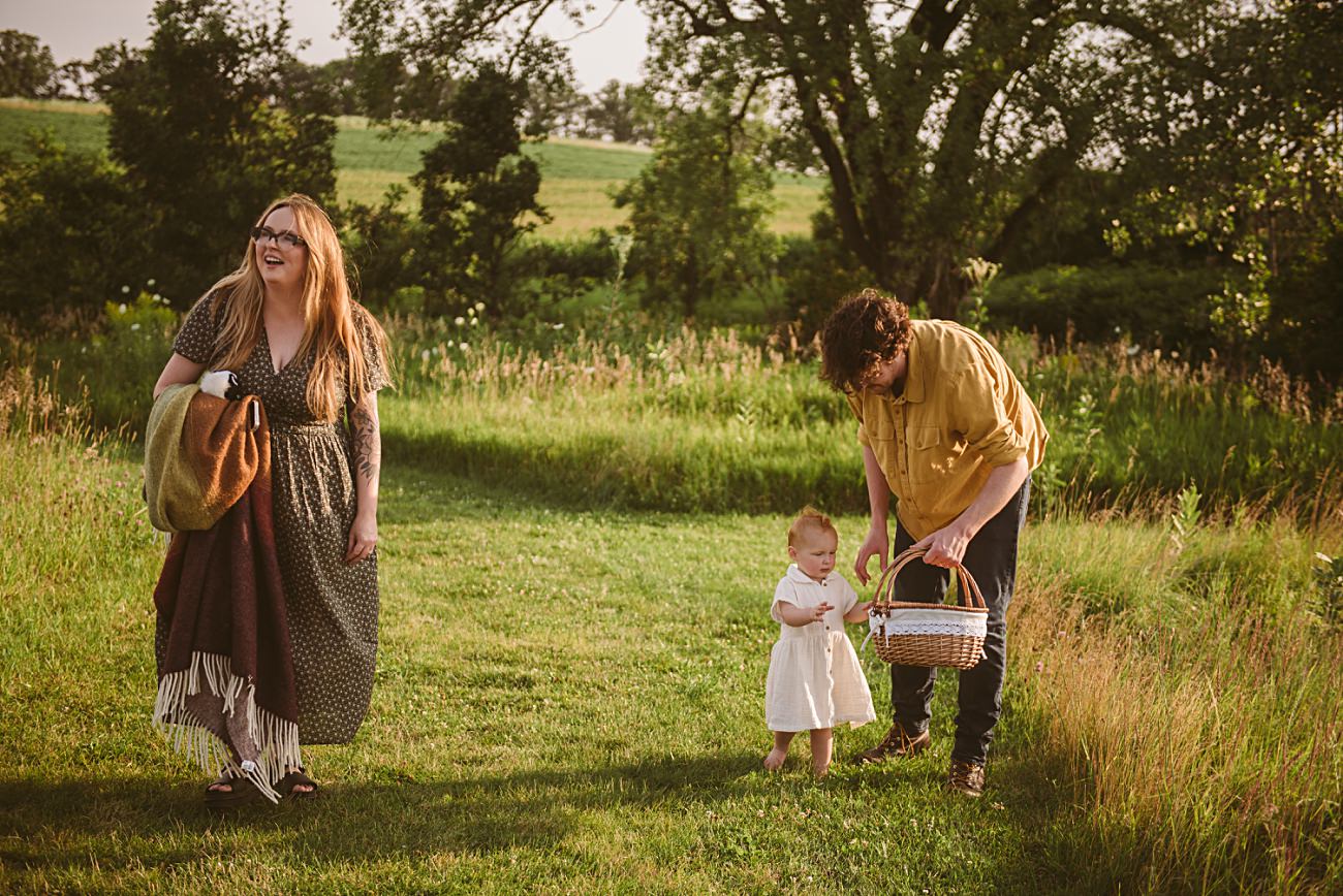 Photographers in Madison, Family Photo Ideas, What to wear to your family session