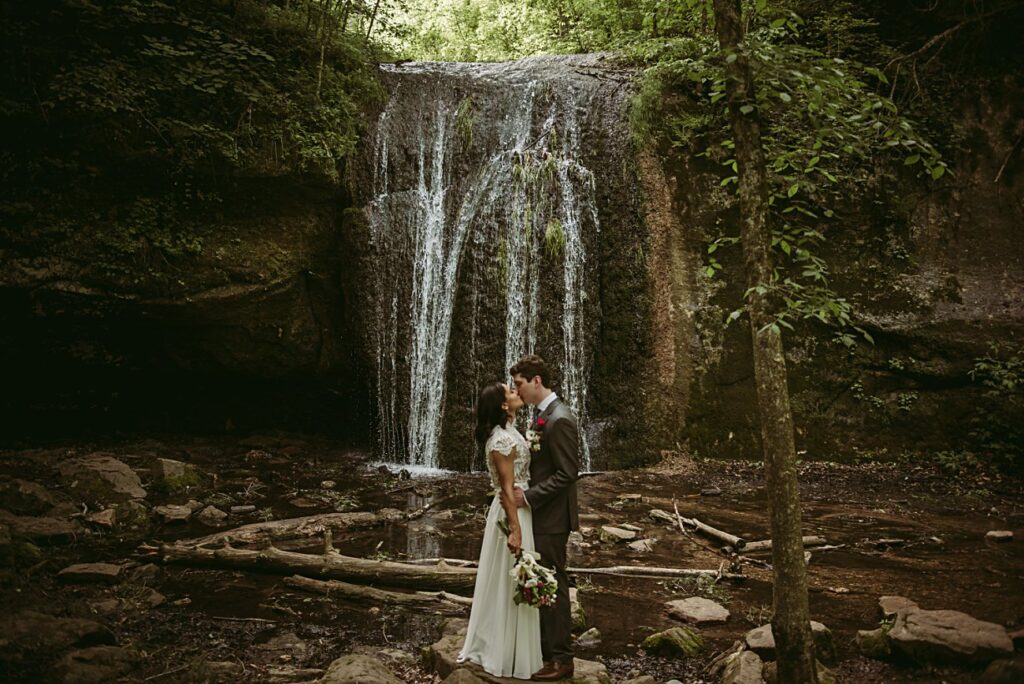 Elopement Locations Wisconsin, Waterfall in Wisconsin