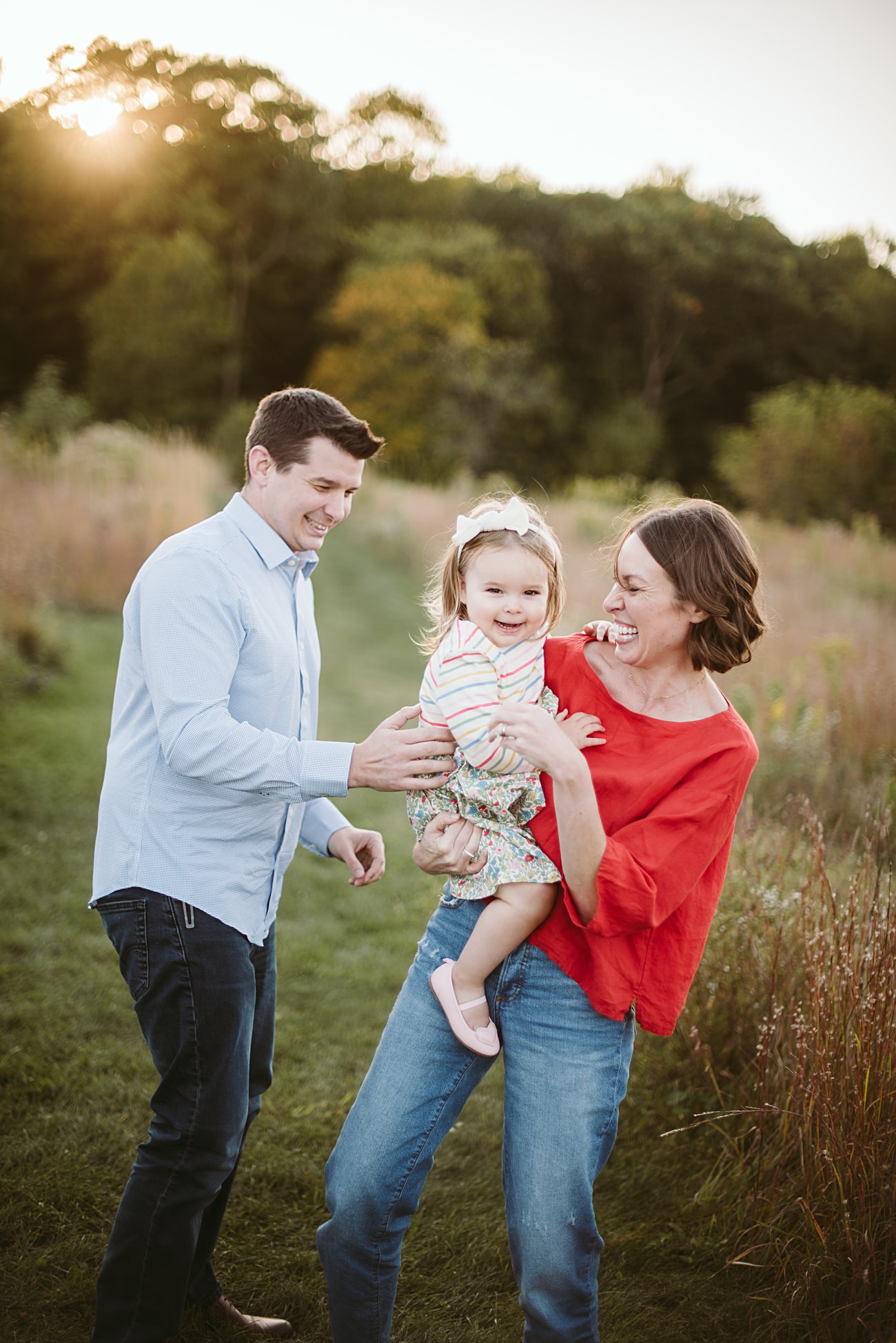 WI Family Photographer in Madison, Extended Family Photographer, Newborn Photography