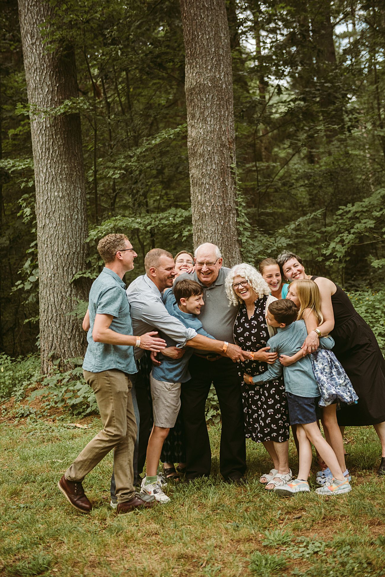 WI Family Photographer in Madison, Extended Family Photographer, Newborn Photography