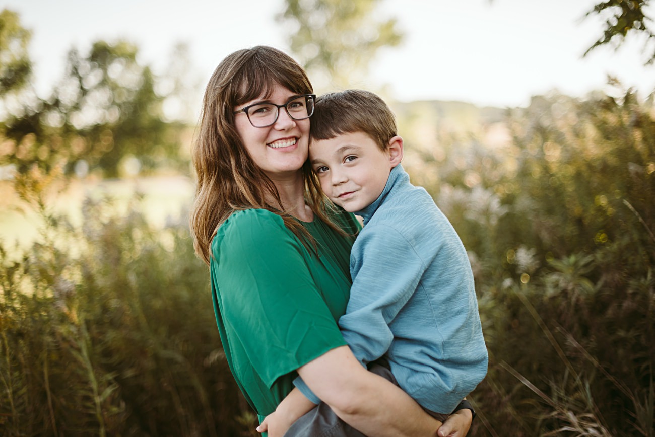 lake mills family photographer photos, lake mills photographer, Wisconsin Family Photographer, Fall Family Photos