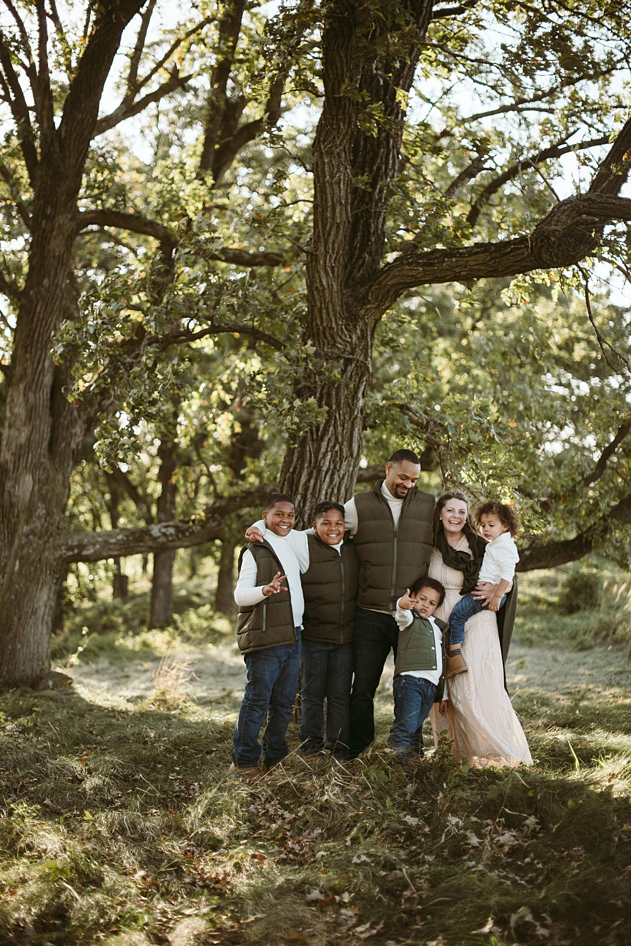 Wisconsin family photography,
Summer family photoshoot, Fun outdoor family portraits, Middleton Wi Photographer, Natural Intuition Photography