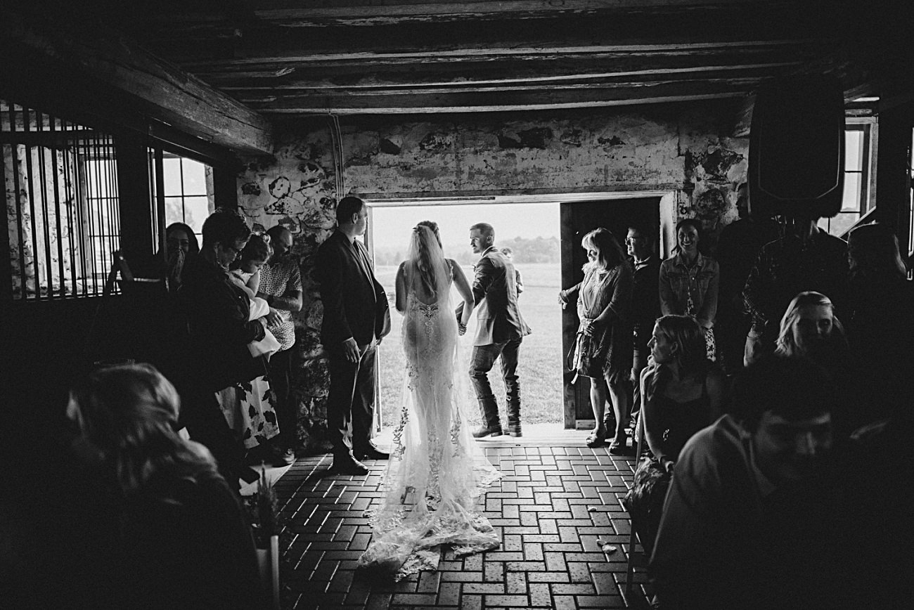 barn wedding in wisconsin