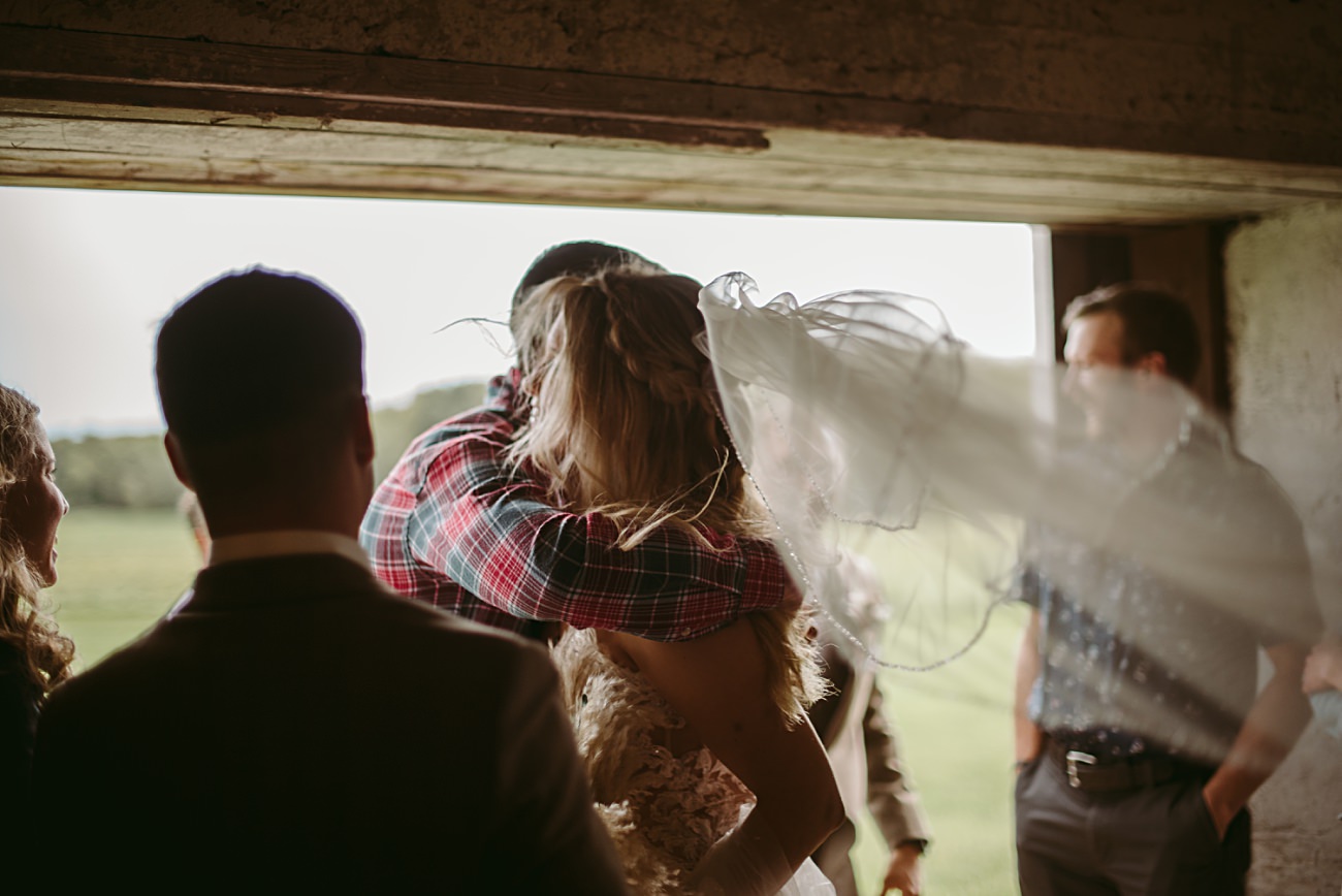 barn wedding in wisconsin