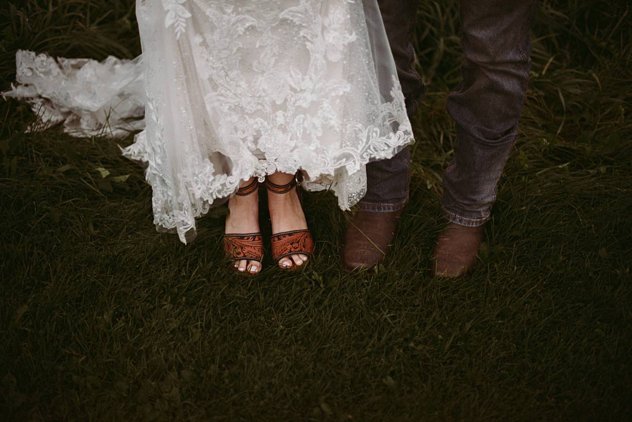 rainy wedding day photos