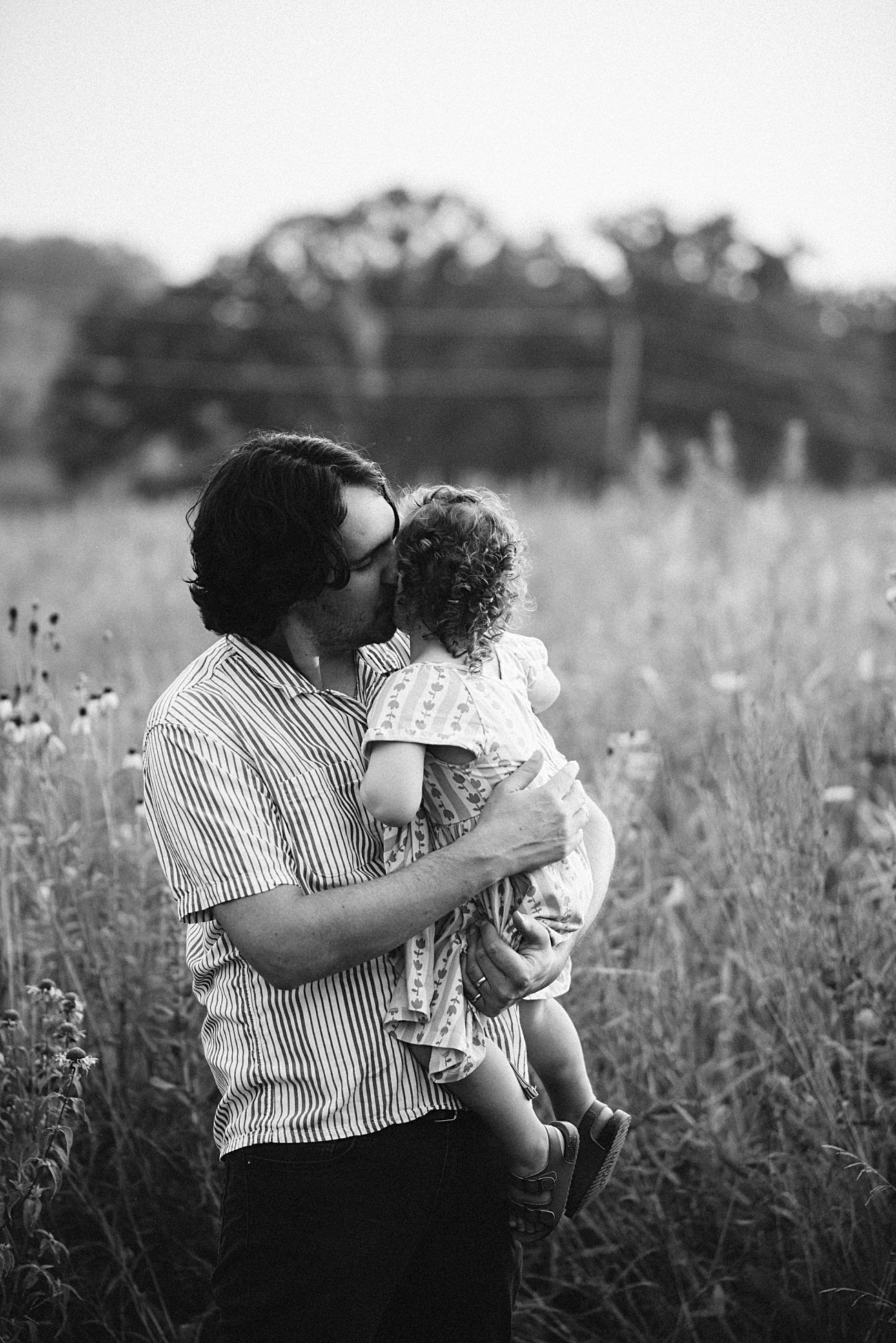 lifestyle family photographer, indian lake family session, late summer family photos, madison wi
