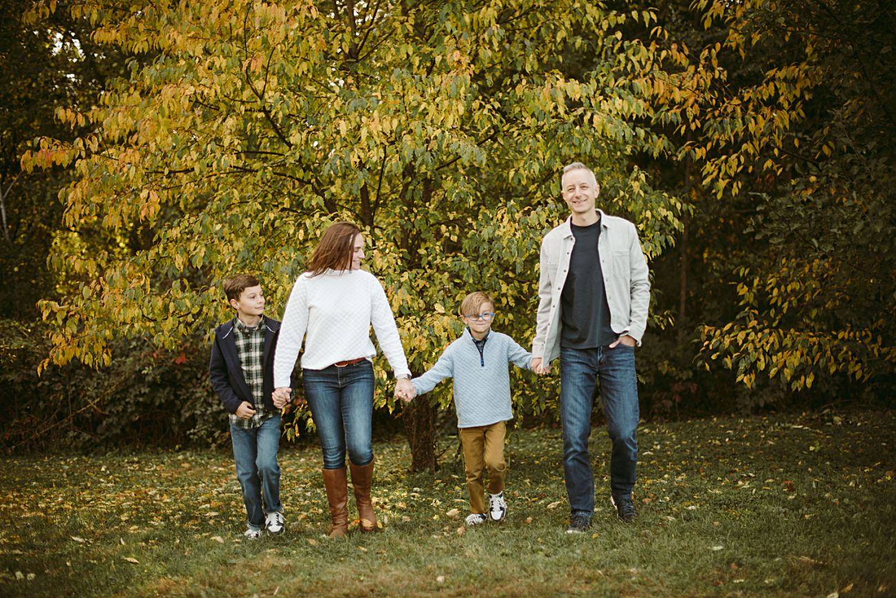 Verona Wisconsin photography, Autumn family photos, Family mini sessions